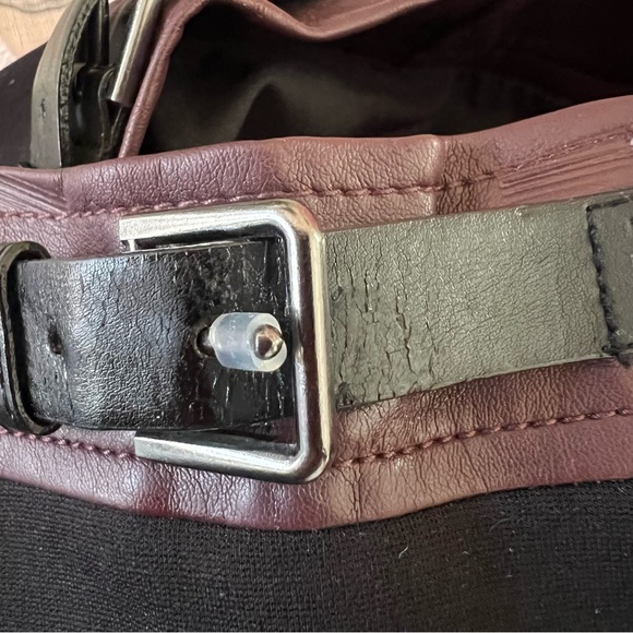 Ann Taylor faux leather burgundy pencil skirt NWT size 8P - Picture 9 of 12